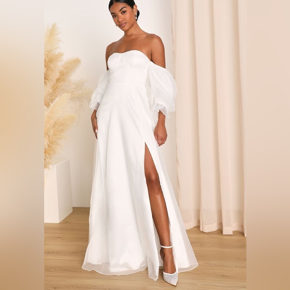 LULUS True Excellence White Bustier Off-The-Shoulder Wedding Gown Size Medium